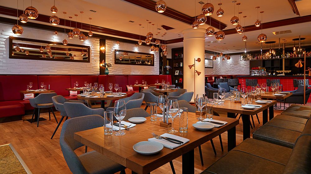 Blick in das Restaurant The Local des Leipzig Marriott Hotel.